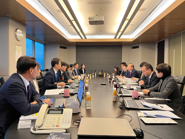 2023年12月19日至21日，刘敬桢一行与韩美药品社长林珠贤、CEO朴宰贤等进行座谈交流.jpg